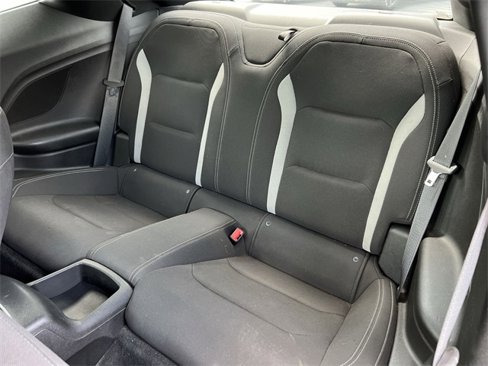 Used 2018 Chevrolet Camaro LT w/ Technology Package image 21