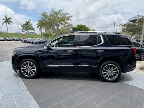 Used 2022 GMC Acadia Denali w/ Denali Ultimate Package image 13