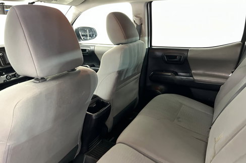 Used 2016 Toyota Tacoma SR image 20