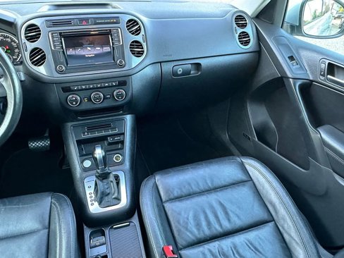 Used 2016 Volkswagen Tiguan SEL image 13