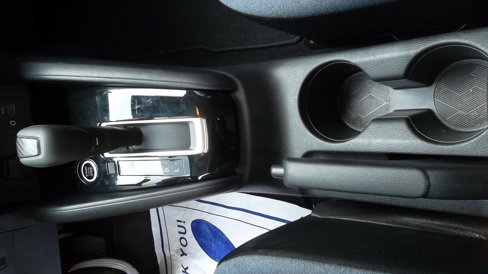 Used 2025 Nissan Versa SV image 11