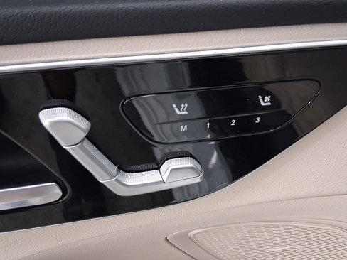 Used 2022 Mercedes-Benz C 300 4MATIC Sedan image 12
