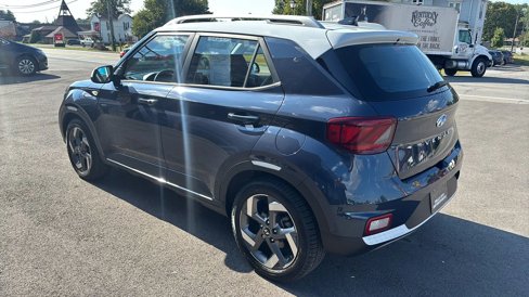 Used 2020 Hyundai Venue image 7