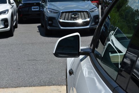Used 2021 Tesla Model Y Performance image 15