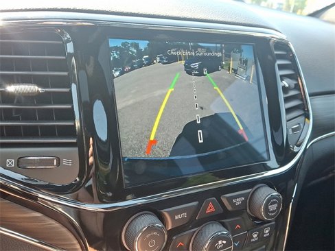 Used 2021 Jeep Grand Cherokee Limited w/ Premium Lighting Group image 19
