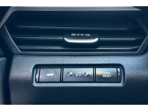 Used 2022 Nissan Altima 2.5 SR image 40