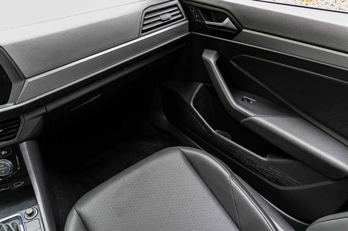 Used 2019 Volkswagen Jetta SE image 18