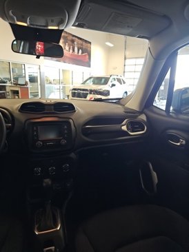 Used 2020 Jeep Renegade Sport w/ Sport Appearance Group image 26