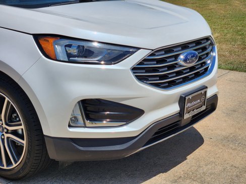 Used 2019 Ford Edge Titanium w/ Cold Weather Package image 13