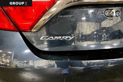 Used 2017 Toyota Camry SE image 9