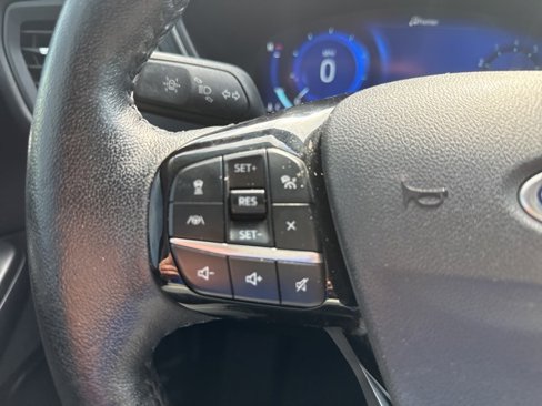 Used 2021 Ford Escape SEL w/ Technology Package image 16