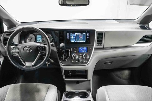 Used 2016 Toyota Sienna LE image 12