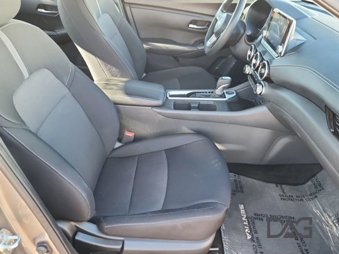 Used 2023 Nissan Sentra SV image 23