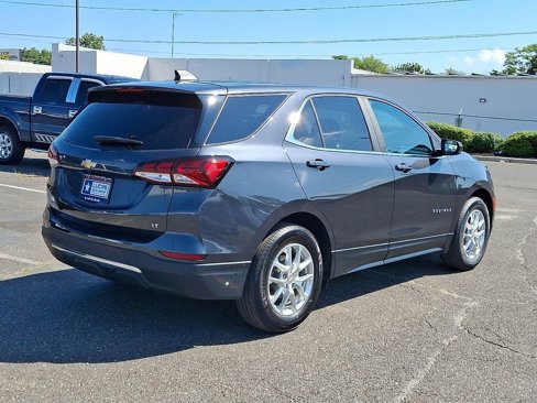 Used 2022 Chevrolet Equinox LT image 12