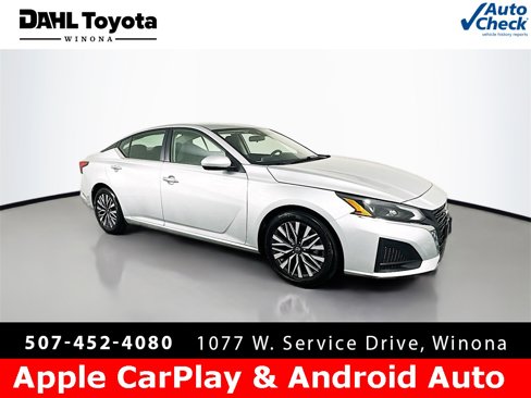 Used 2023 Nissan Altima 2.5 SV image 1