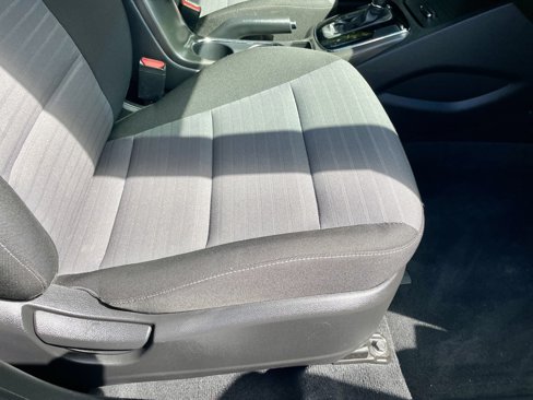 Used 2017 Kia Forte S image 10