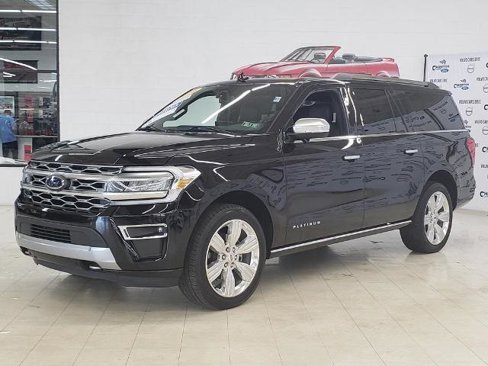 Certified 2024 Ford Expedition Max Platinum image 3