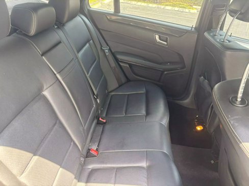 Used 2016 Mercedes-Benz E 350 Sedan w/ Premium Package image 17