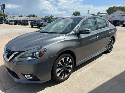Used 2019 Nissan Sentra SR image 7