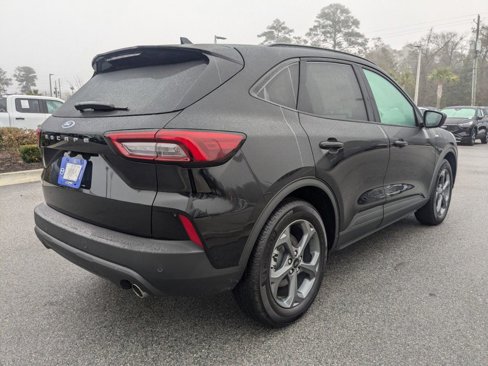 New 2025 Ford Escape ST-Line w/ Tech Pack #1 image 5