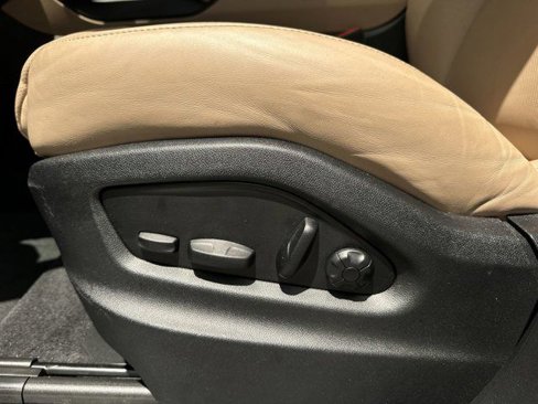 Certified 2024 Porsche Cayenne Coupe image 16