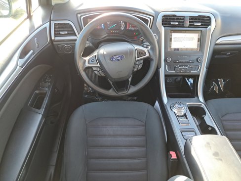 Used 2019 Ford Fusion SE image 11