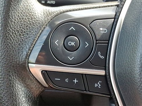 Used 2023 Toyota Camry LE image 20