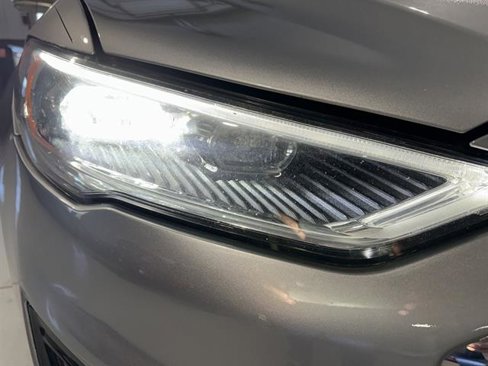 Used 2020 Ford Fusion Titanium image 12