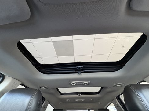 Used 2017 Chevrolet Traverse LT image 20