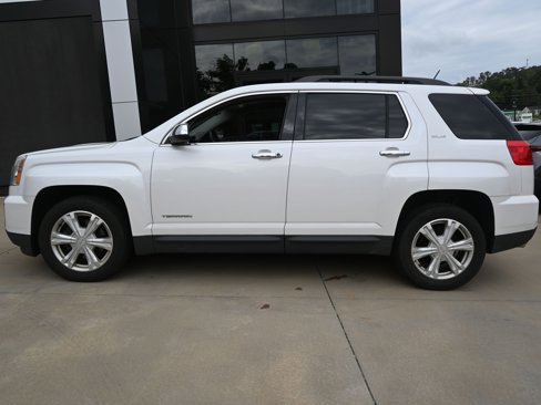 Used 2016 GMC Terrain SLE w/ Technology Package image 8