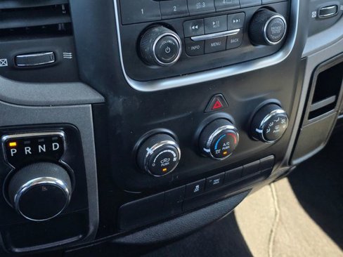 Used 2019 RAM 1500 Express image 25