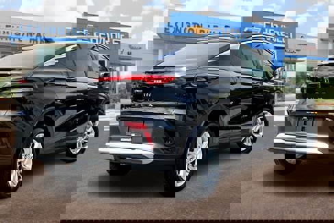 Used 2024 Buick Envista Preferred w/ Convenience II Package image 13