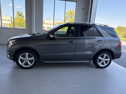 Used 2017 Mercedes-Benz GLE 350 image 3