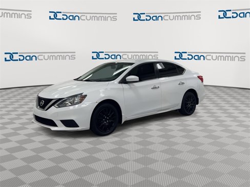 Used 2017 Nissan Sentra S image 4