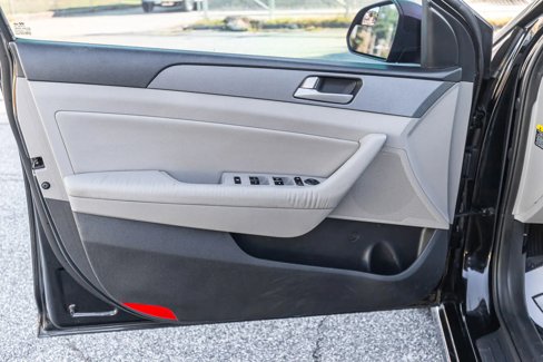 Used 2017 Hyundai Sonata SE image 14