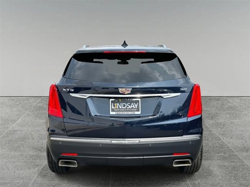 Used 2017 Cadillac XT5 Luxury w/ Driver Awareness Package image 11