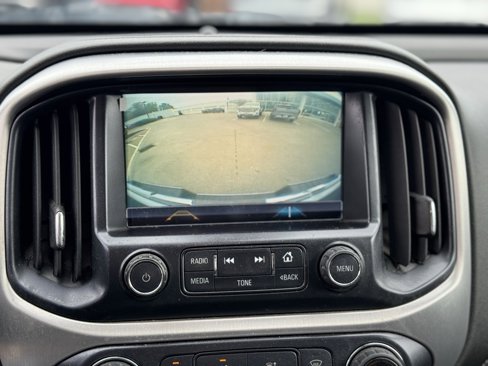 Used 2018 GMC Canyon SLT w/ Driver Alert Package image 19