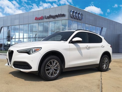Used 2022 Alfa Romeo Stelvio Sprint image 1