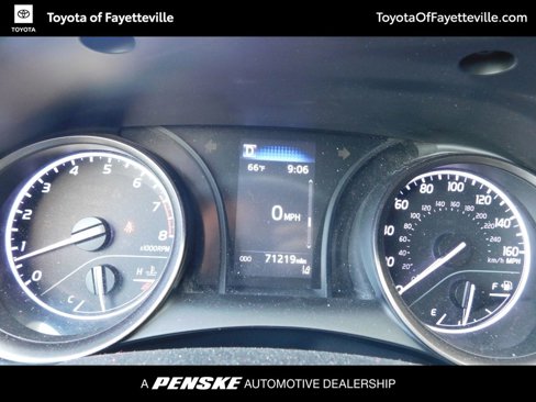 Used 2021 Toyota Camry SE w/ Carpet Mat Package (TMS) image 5