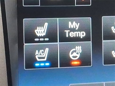 Used 2013 Lincoln MKX AWD image 24