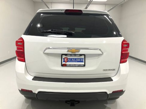 Used 2016 Chevrolet Equinox LS image 11