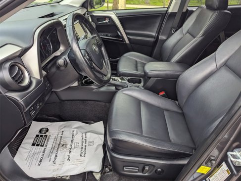 Used 2018 Toyota RAV4 Limited image 24