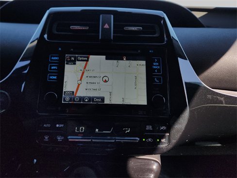 Used 2016 Toyota Prius Three image 19