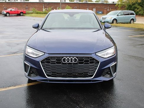 Used 2021 Audi A4 2.0T Premium w/ Convenience Package image 3
