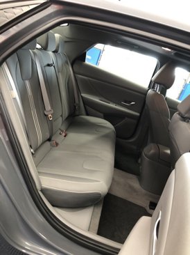 Used 2025 Hyundai Elantra SEL image 30