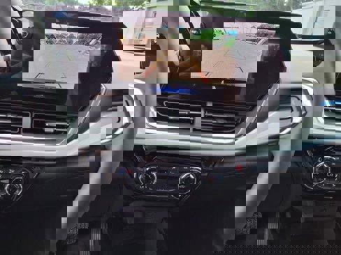 New 2025 Chevrolet Trax LT w/ Driver Confidence Package image 9