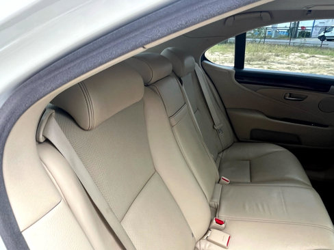 Used 2014 Lexus LS 460 image 48