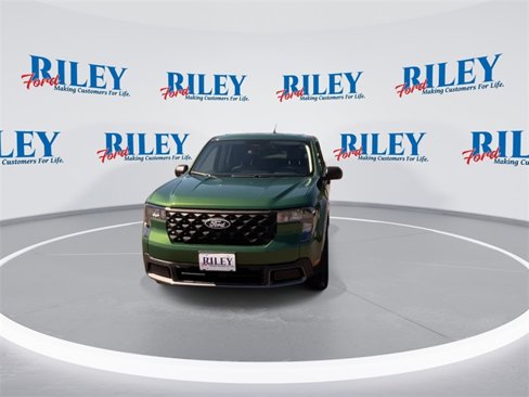 New 2025 Ford Maverick XLT image 3