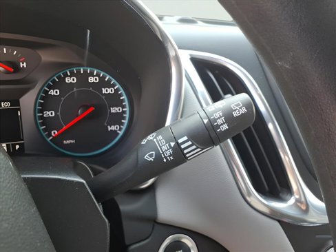 Certified 2020 Chevrolet Equinox LS w/ LS Convenience Package image 18