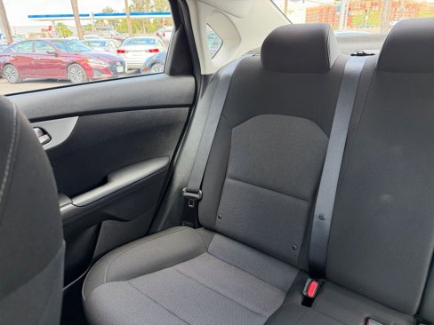 Used 2024 Kia Forte LXS image 37